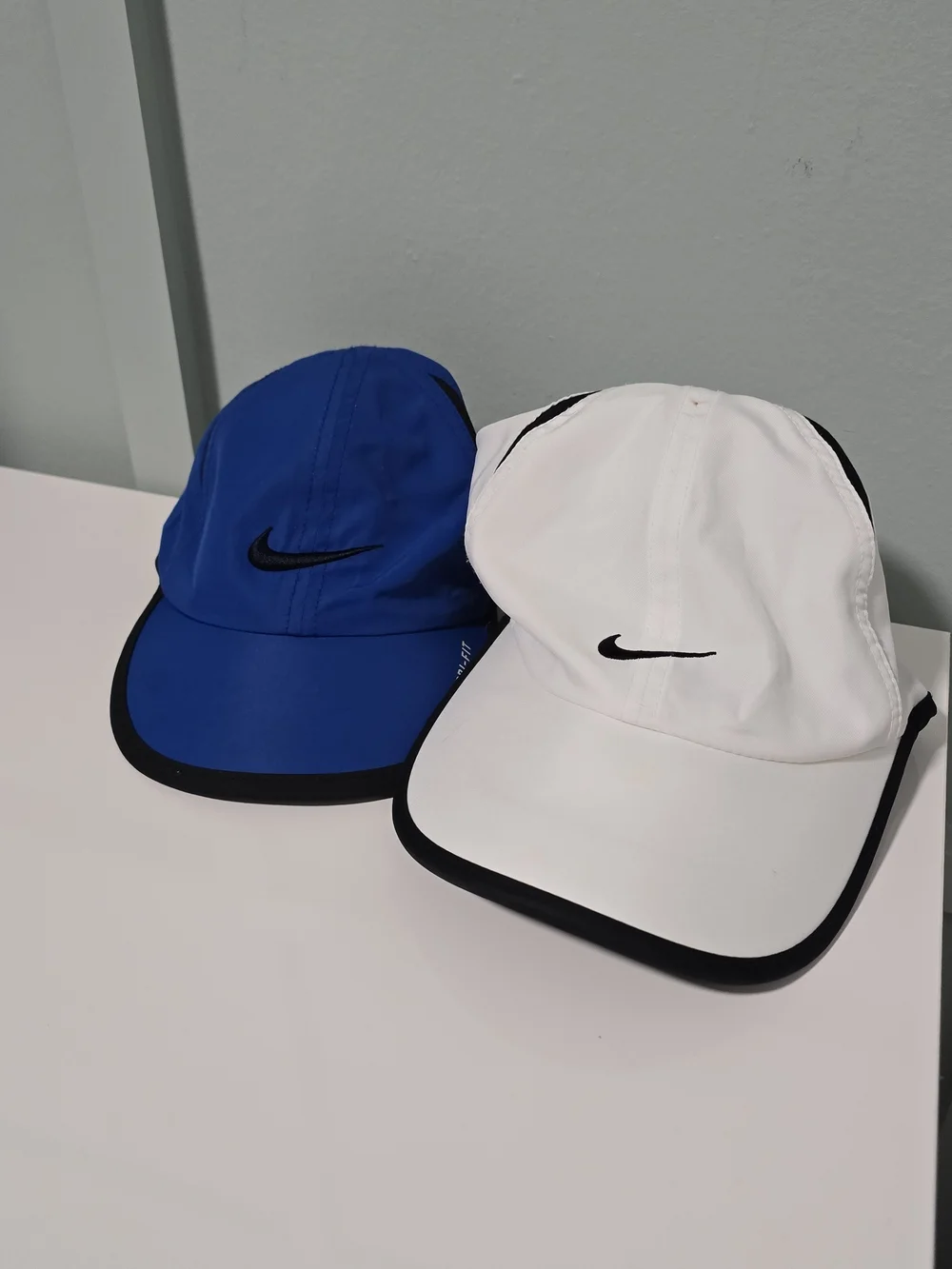 Nike Dri-FIT Swoosh Running Cap - White & Royal Blue (Blue Cap S - white Cap M)
